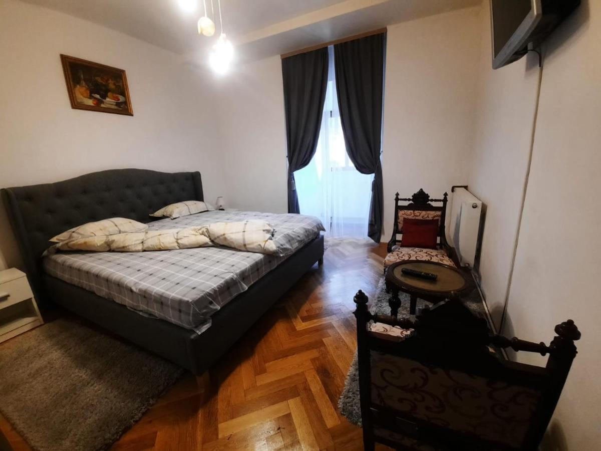 Republicii Apartment Braşov Exterior foto